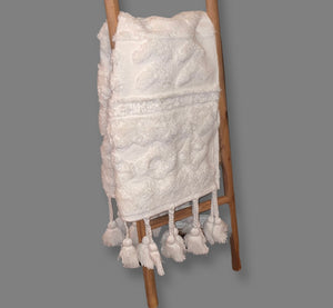54” Cream Tufted Tassel Rug